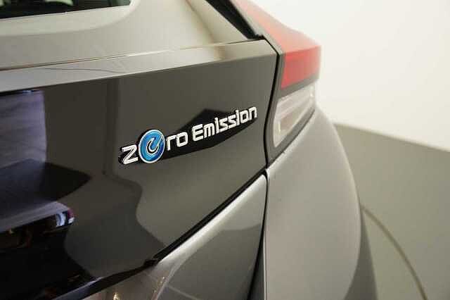 Nissan LEAF 40KW Acenta Auto with Intelligent Cruise Control and Rear View Camera