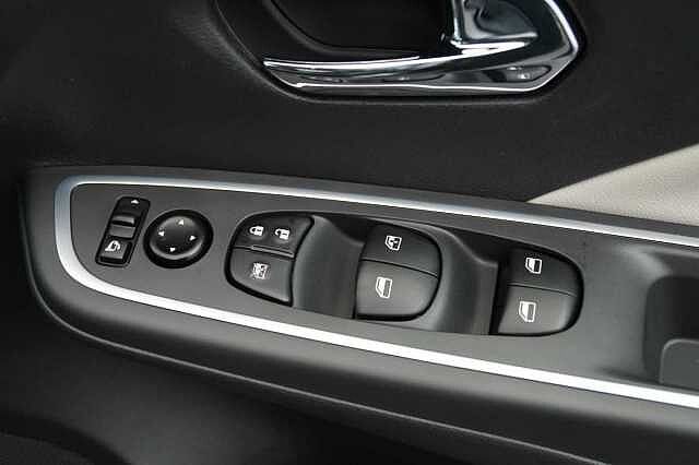 Nissan Micra 1.0 IG-T 100 Tekna X-Tronic Auto with BOSE Audio and Vision+ Pack Upgrade