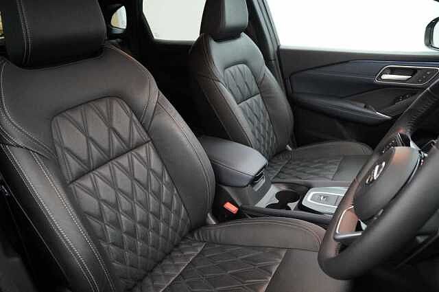 Nissan Qashqai 1.3 DIG-T MH 158 2WD Tekna+ X-Tronic Auto with BOSE and Pro Pilot Assist