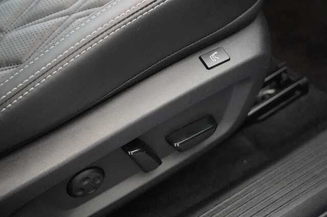 Nissan Qashqai 1.3 DIG-T MH 158 2WD Tekna+ X-Tronic Auto with BOSE and Pro Pilot Assist