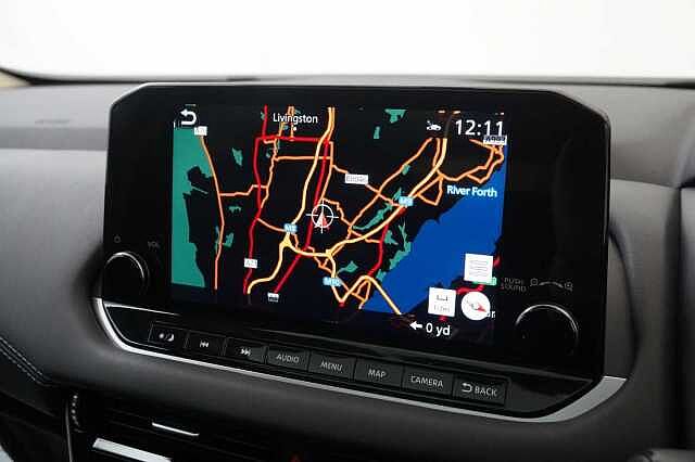 Nissan Qashqai 1.3 DIG-T MH 140 N-Connecta with Glass Roof + Sat Nav and 360 View Cameras