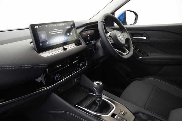 Nissan Qashqai 1.3 DIG-T MH 140 N-Connecta with Glass Roof + Sat Nav and 360 View Cameras