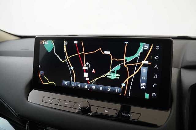 Nissan Qashqai 1.3 DIG-T MH 140 N-Connecta with Glass Roof + Sat Nav and 360 View Cameras