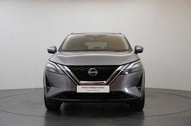 Nissan Qashqai 1.3 DIG-T MH 140 N-Connecta with Glass Roof + Sat Nav and 360 View Cameras