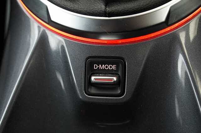 Nissan Juke 1.0 DIG-T 117 N-Connecta with Sat Nav and Rear View Camera