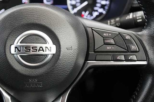 Nissan Juke 1.0 DIG-T 117 N-Connecta with Sat Nav and Rear View Camera