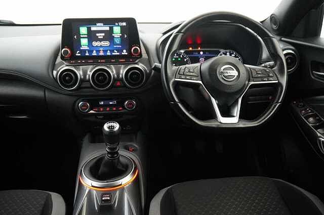 Nissan Juke 1.0 DIG-T 117 N-Connecta with Sat Nav and Rear View Camera
