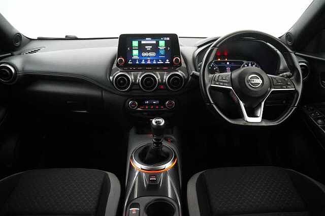 Nissan Juke 1.0 DIG-T 117 N-Connecta with Sat Nav and Rear View Camera
