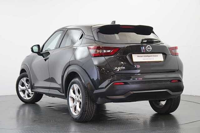 Nissan Juke 1.0 DIG-T 117 N-Connecta with Sat Nav and Rear View Camera