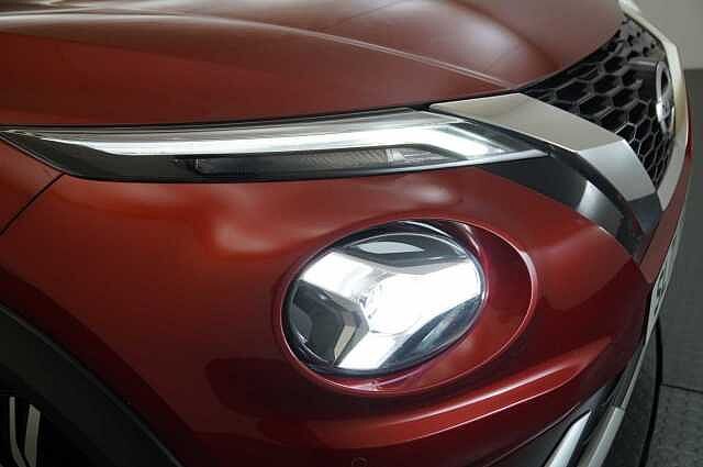 Nissan Juke 1.0 DIG-T 114 Tekna+ with BOSE and Drive Assist + Tow Bar and Orange Pack