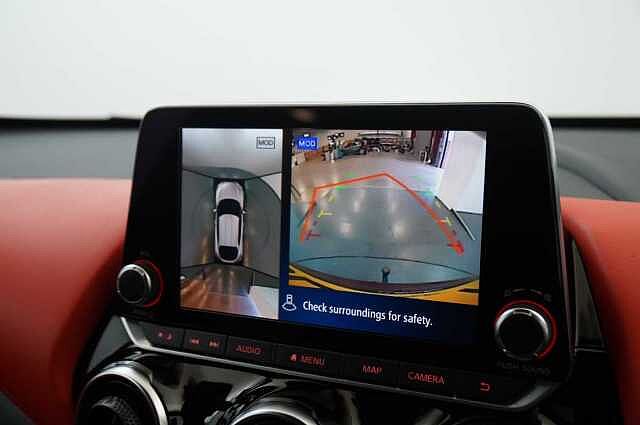 Nissan Juke 1.0 DIG-T 114 Tekna+ with BOSE and Drive Assist + Tow Bar and Orange Pack