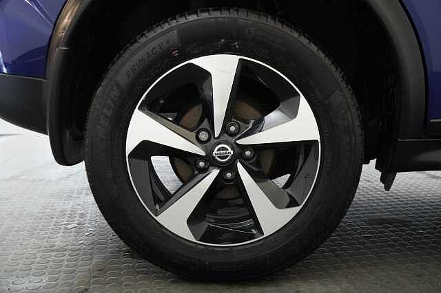 Nissan Juke 1.6 112 BOSE Personal Edition with Nav and Rear Camera + Black Style Pack