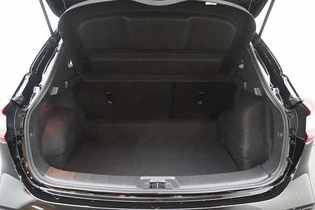 Nissan Qashqai 1.3 DIG-T 160 Acenta Premium with Sat Nav and Rear View Camera