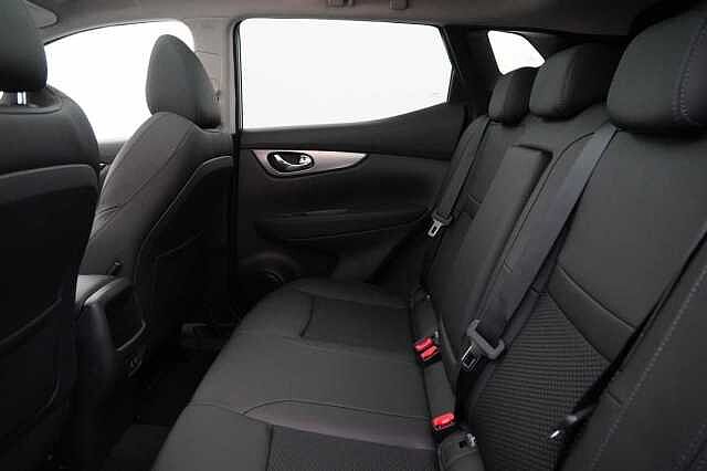 Nissan Qashqai 1.3 DIG-T 160 Tekna with BOSE Audio and Drive Assist Technology