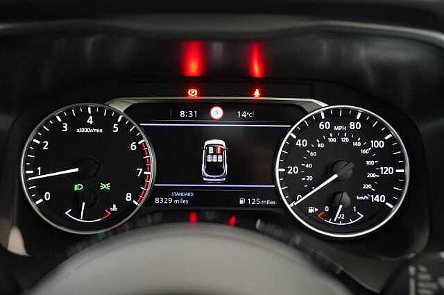 Nissan Qashqai 1.3 DIG-T MH 140 Acenta Premium with Rear View Camera