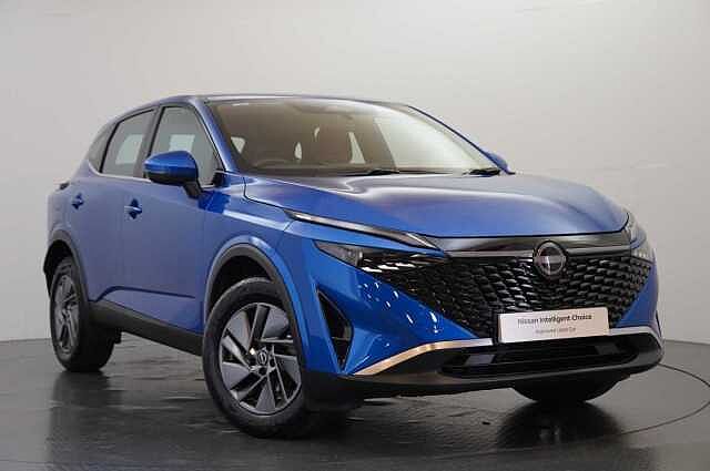 Nissan Qashqai 1.3 DIG-T MH 140 Acenta Premium with Rear View Camera