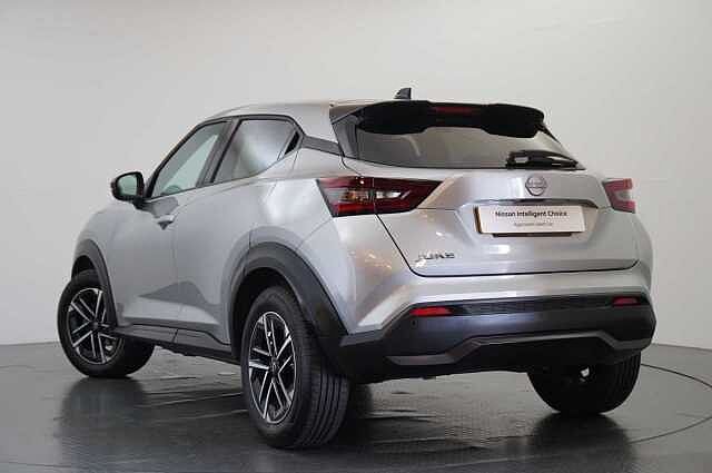 Nissan Juke 1.0 DIG-T 114 N-Connecta DCT Auto with Sat Nav and Rear View Camera