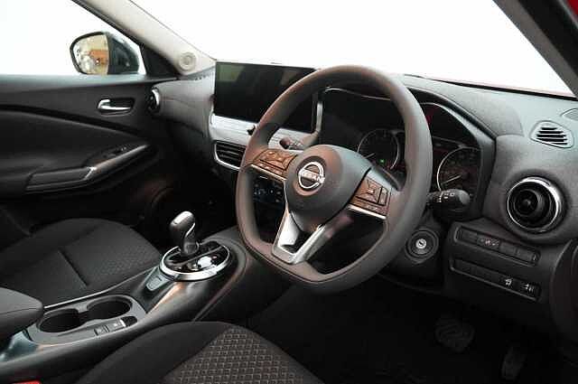 Nissan Juke 1.0 DIG-T 114 Acenta Premium DCT Auto with Sat Nav and Rear View Camera