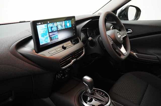 Nissan Juke 1.0 DIG-T 114 Acenta Premium DCT Auto with Sat Nav and Rear View Camera