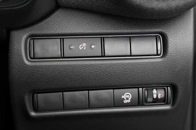 Nissan Juke 1.0 DIG-T 114 Acenta Premium DCT Auto with Sat Nav and Rear View Camera