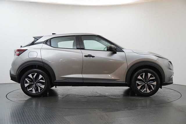 Nissan Juke 1.0 DIG-T 114 Acenta Premium DCT Auto with Sat Nav and Rear View Camera