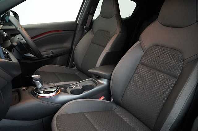 Nissan Juke 1.0 DIG-T 114 N-Connecta DCT Auto with Sat Nav and Rear View Camera