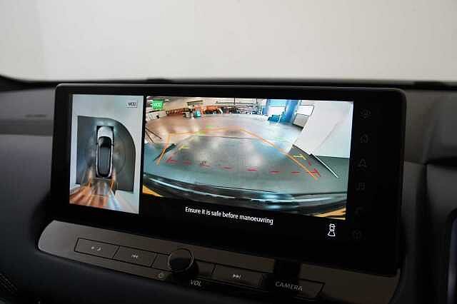 Nissan Qashqai 1.3 DIG-T MH 158 Tekna X-Tronic Auto with Glass Roof and Pro Pilot Assist