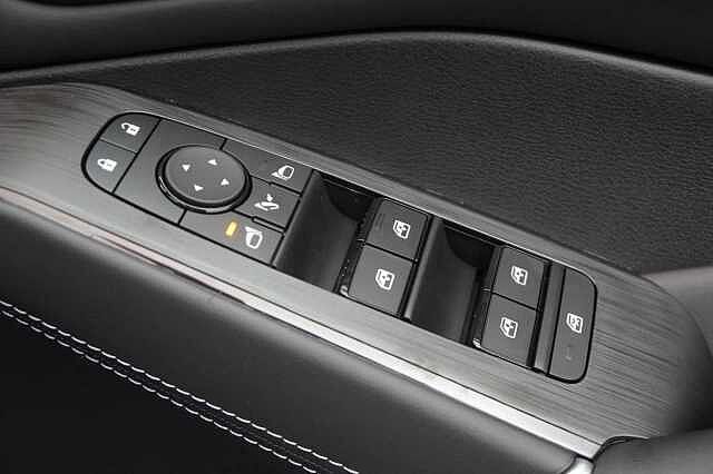 Nissan Qashqai 1.5 190 e-Power N-Connecta Auto with Sat Nav and 360 View Cameras