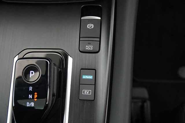 Nissan Qashqai 1.5 190 e-Power N-Connecta Auto with Sat Nav and 360 View Cameras