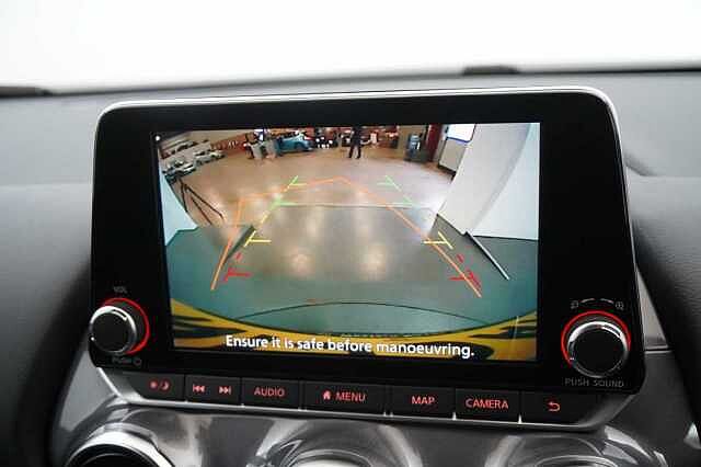 Nissan Juke 1.0 DIG-T 114 N-Connecta DCT Auto with Sat Nav and Rear View Camera