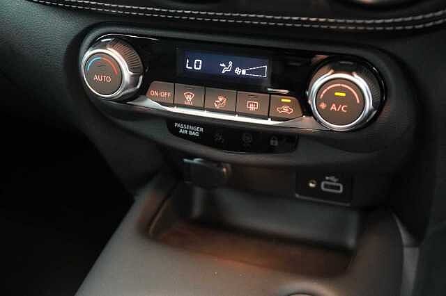 Nissan Juke 1.0 DIG-T 114 N-Connecta DCT Auto with Sat Nav and Rear View Camera