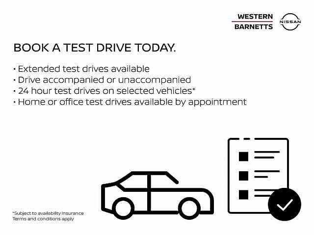 Nissan Qashqai 1.3 DIG-T MH 140 Tekna with Drive Assist Technology and Glass Roof