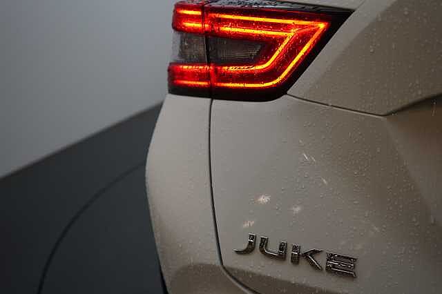 Nissan Juke 1.0 DIG-T 114 Tekna with BOSE Audio and Drive Assist Technology