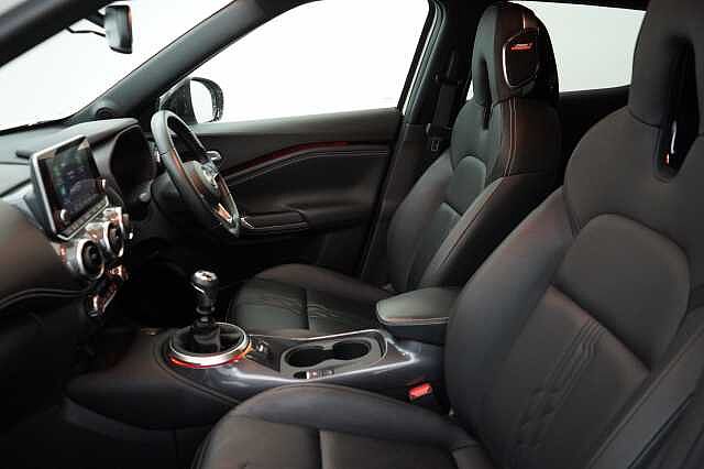 Nissan Juke 1.0 DIG-T 114 Tekna with BOSE Audio and Drive Assist Technology