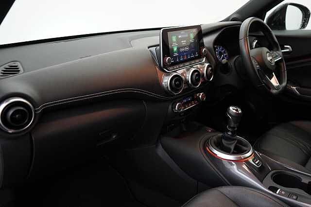 Nissan Juke 1.0 DIG-T 114 Tekna with BOSE Audio and Drive Assist Technology