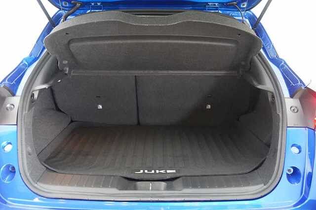 Nissan Juke 1.6 143 HEV Hybrid N-Connecta Auto with Sat Nav and Rear View Camera