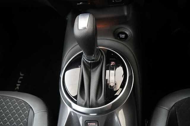 Nissan Juke 1.6 143 HEV Hybrid N-Connecta Auto with Sat Nav and Rear View Camera