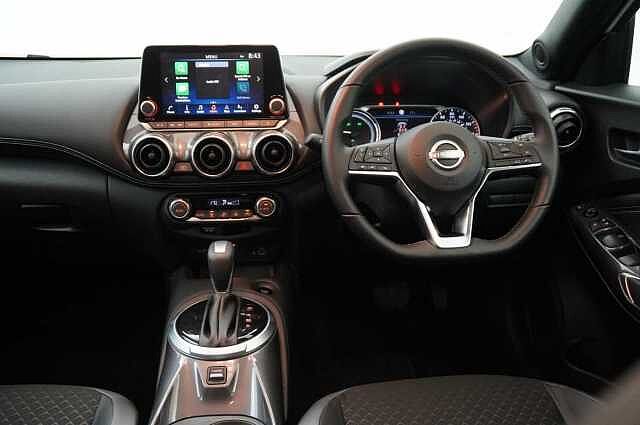 Nissan Juke 1.6 143 HEV Hybrid N-Connecta Auto with Sat Nav and Rear View Camera