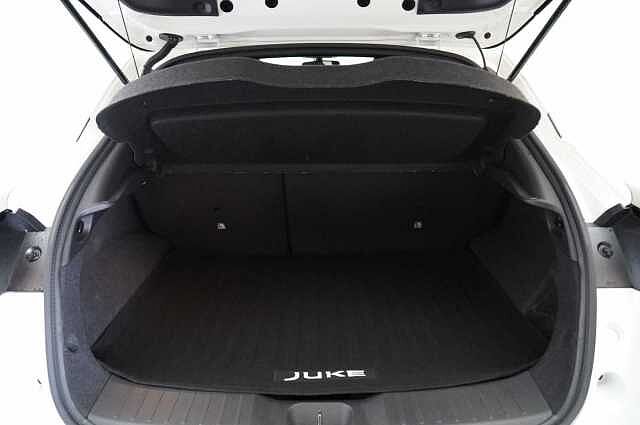 Nissan Juke 1.6 143 HEV Hybrid N-Connecta Auto with Sat Nav and Rear View Camera