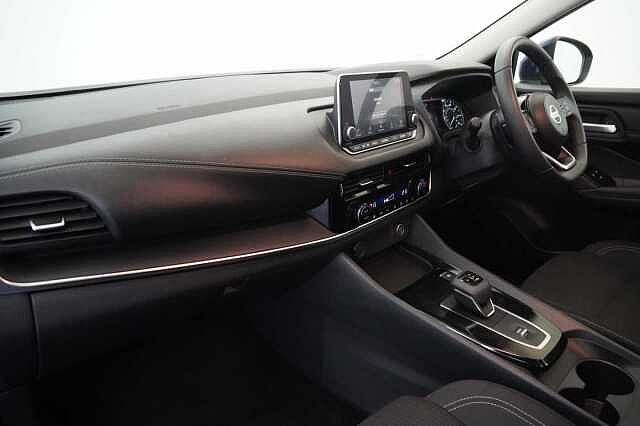 Nissan Qashqai 1.3 DIG-T MH 158 Acenta Premium X-Tronic Auto with Rear View Camera