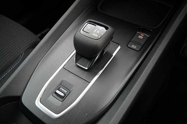 Nissan Qashqai 1.3 DIG-T MH 158 Acenta Premium X-Tronic Auto with Rear View Camera