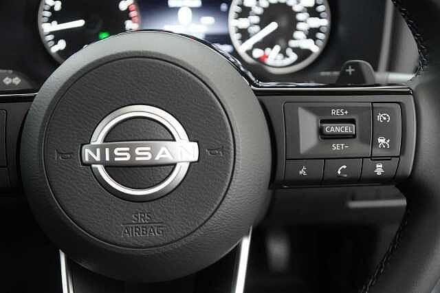 Nissan Qashqai 1.3 DIG-T MH 158 Acenta Premium X-Tronic Auto with Rear View Camera