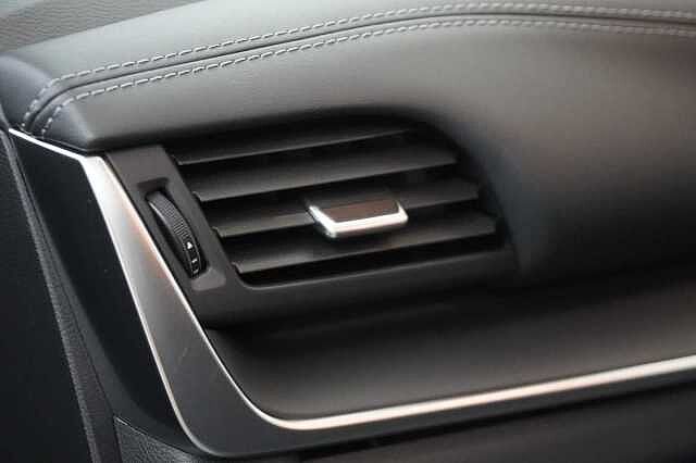 Nissan Qashqai 1.3 DIG-T MH 158 Acenta Premium X-Tronic Auto with Rear View Camera