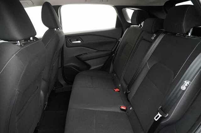 Nissan Qashqai 1.3 DIG-T MH 158 Acenta Premium X-Tronic Auto with Rear View Camera