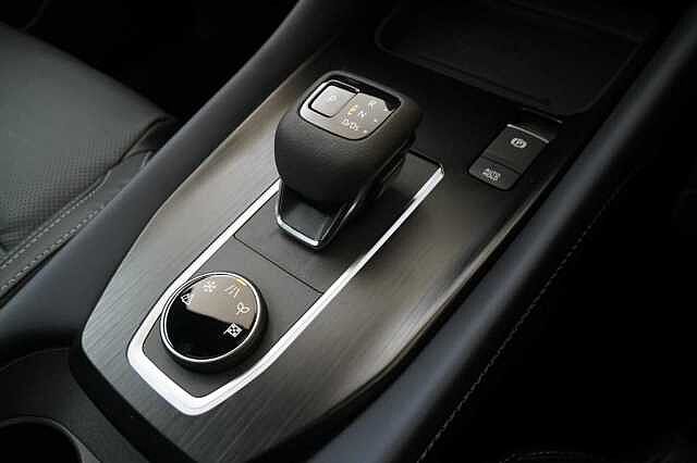 Nissan Qashqai 1.3 DIG-T MH 158 4WD Tekna+ X-Tronic Auto with BOSE and Pro Pilot Assist