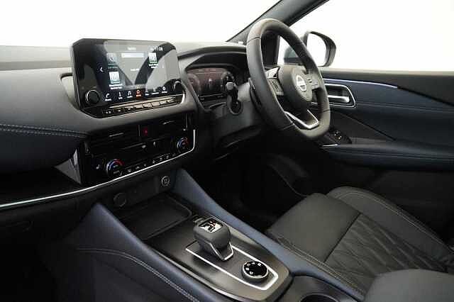 Nissan Qashqai 1.3 DIG-T MH 158 4WD Tekna+ X-Tronic Auto with BOSE and Pro Pilot Assist