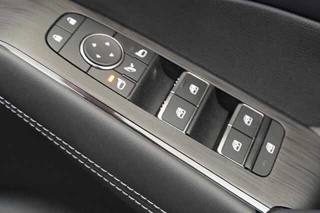 Nissan Qashqai 1.3 DIG-T MH 158 4WD Tekna+ X-Tronic Auto with BOSE and Pro Pilot Assist