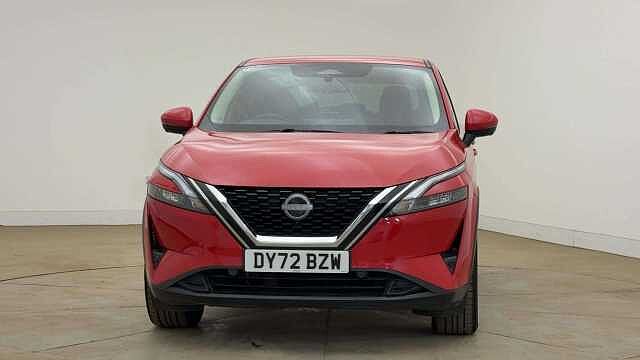Nissan Qashqai 1.3 DIG-T MH 158 N-Connecta X-Tronic Auto with Sat Nav and 360 View Cameras