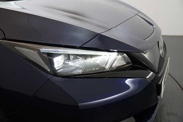 Nissan LEAF 39KW Tekna Auto with BOSE Audio and Pro Pilot Assist + Chrome Design Pack