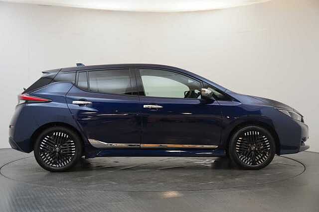 Nissan LEAF 39KW Tekna Auto with BOSE Audio and Pro Pilot Assist + Chrome Design Pack